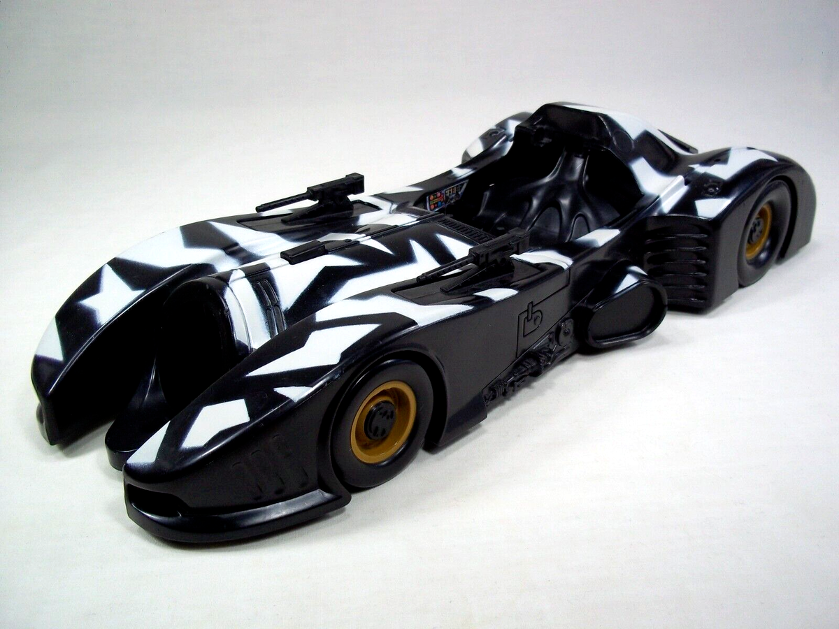 ケナー　カモアタック　バットモービル 　バットマンリターンズ　国内未発売　未使用 Rare Vintage 1994 Kenner Batman Returns Series 2 Camo Attack