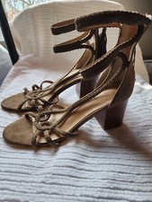 Charlotte Russe Brown Size 9 Heels