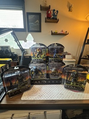 FACTORY SEALED CASE OF 8 MCFARLANE TOYS HALO REACH ''SERIES 4'' ACTION FIGURES NiB