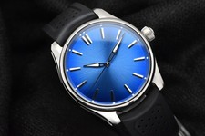 H. Moser & Cie. Pioneer 3200-1217