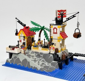 Vintage LEGO Pirates Imperial Trading Post (6277) 100% Complete w/Instructions