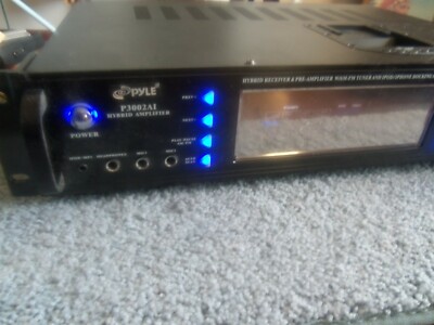 Pyle 3000 Watt Hybrid Receiver und Vorverstärker mit/AM-FM Tuner und iPod.