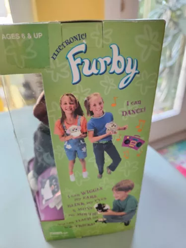 Original 1998 Black Witch's Cat Furby - NEW IN BOX - NEVER OPENED- Model 70-800