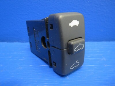 03-06 HONDA ACCORD EX 2.4L 4DR SUN ROOF CONTROL SWITCH, SUNROOF SWITCH OEM. b26
