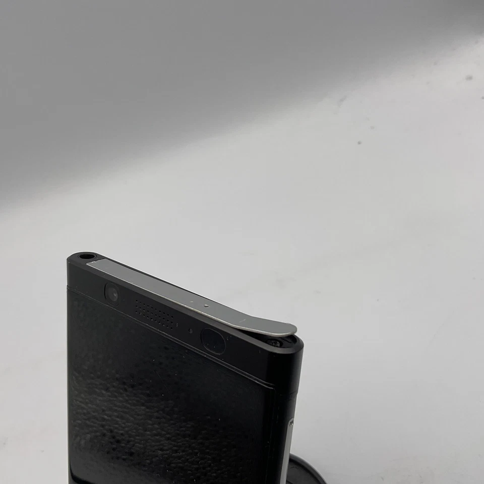 100% Original 32g BlackBerry KEYONE 12MP WIFI LTE 4G QWERTY At&t 9416 Foto 3 de 4