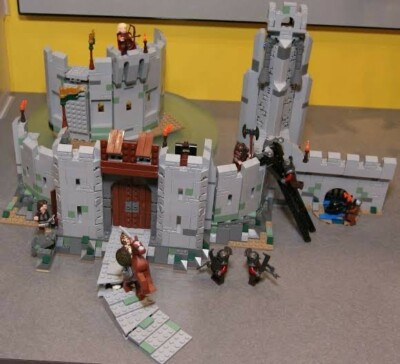 lord of the rings helms deep lego