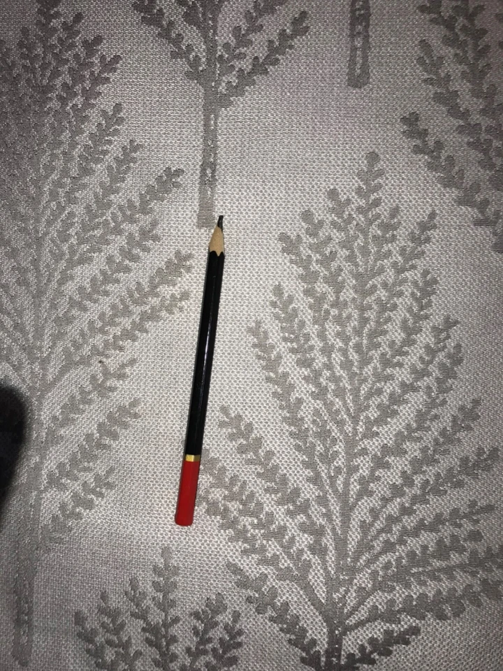 2.50x1.40m wof grey/beige damask upholstery fabric with trees theme - Image 3 of 4