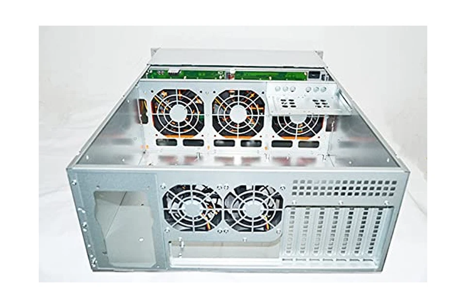 4U Rackmount Server Case Chassis with 24 Hot-Swappable SATA/SAS Drive Bays - Image 2 of 4