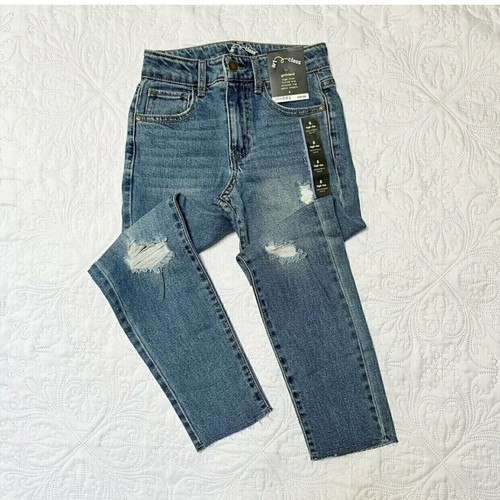 NWT Art Class Distressed Girlfriend Jeans Size 6 - Picture 2 of 6