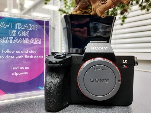 Sony Alpha A7R 36.4MP Digital Camera - Black (Body Only) - Picture 3 of 13