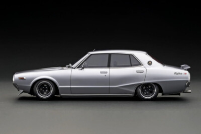 ignition model 1/18 Nissan Skyline 2000 GT-X (GC110) Silver IG3271