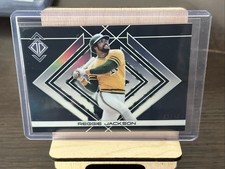 REGGIE JACKSON 2025 TOPPS TRANSCENDENT ICONS CHROME BLACK REFRACTOR /10 Q6821