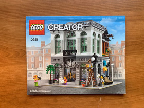 LEGO Creator Expert: Brick Bank (10251) 100% Complete