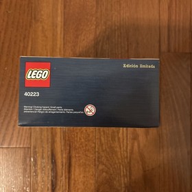 LEGO 40223 Seasonal Christmas Snow Globe NEW UNOPENED