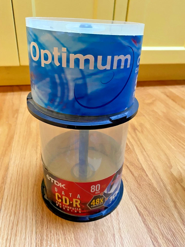 大量 240 多张全新空白 CD-R(和 1 张 CD-RW)光盘 可录制数字媒体 — 第 3/4 张图片