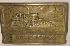 VINTAGE BRASS BELT BUCKLE CATERPILLAR TRACK TYPE TRACTOR, ADVERTISING, FARMING
