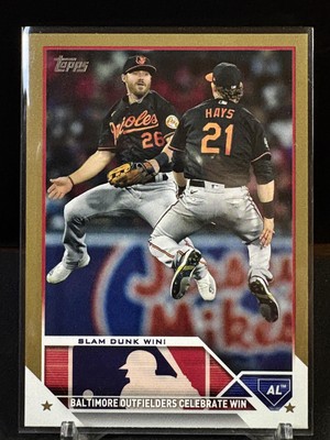 2023 Topps #499 Slam Dunk Win! Gold #/2023
