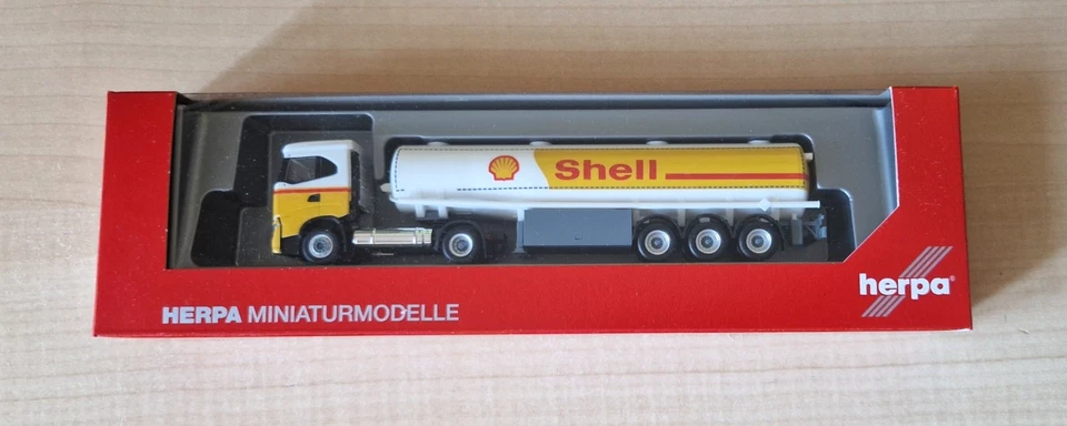 Herpa 315685 IVECO S-WAY NP SHELL cisterna 1:87 OVP - Immagine 3 di 3