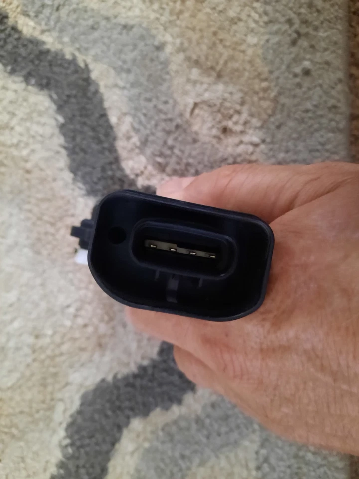 Nuevo actuador de cerradura de puerta corredera trasera izquierda Toyota Sienna Dorman 746-696 1998-2003 Foto 3 de 3