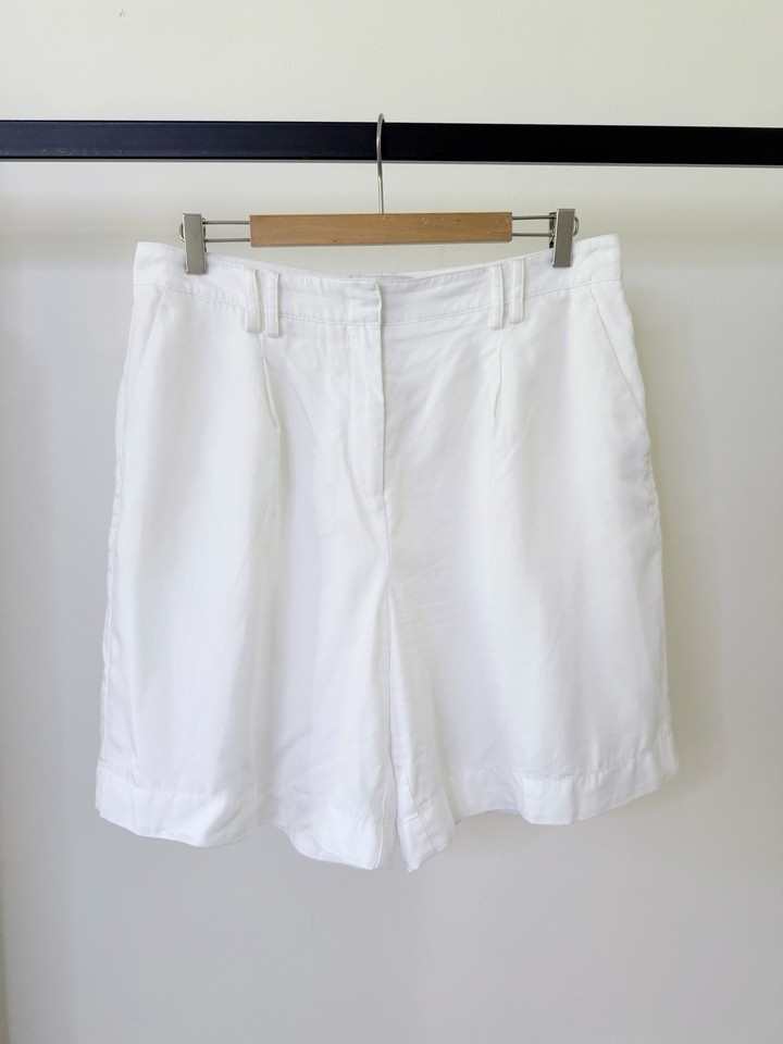 Witchery 100% Lyocell White High Waist Bermuda Shorts Size 14