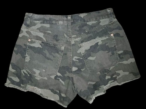 No Boundaries Juniors Sz 3 High Rise Ripstop Camo Cut-off Shorts Tacticool Retro - Picture 6 of 7