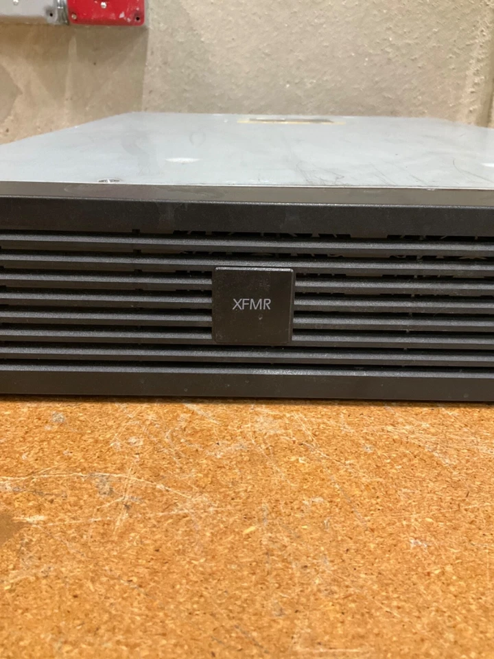 APC AP9626 Step-Down Transformer 208V to 120VAC - (12) NEMA 5-120R RM 2U XFMR - Image 2 of 4