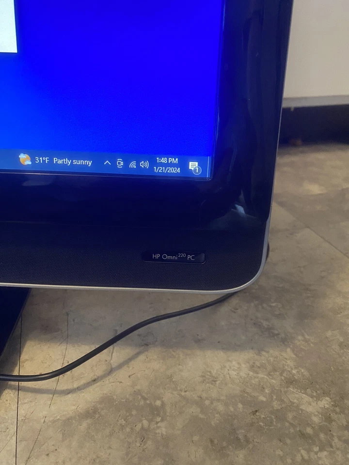 HP Omni 220-1125 Desktop PC SSD. Keyboard - Image 3 of 4