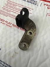 1986 HONDA TRX250R FUEL TANK TUBE CLIP HOLDER STAY CARBURETOR HOSE 86