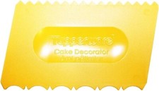 1 Tupperware Cake Decorator Gadget Frosting Kitchen Tool Maize Yellow NEW