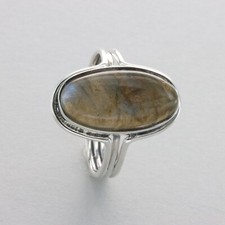 Oval LABRADORITE Ring - 925 STERLING SILVER - Natural and Genuine Gemstone 45e