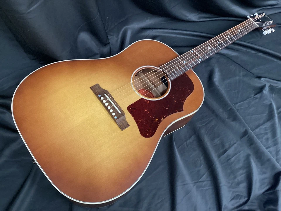 Gibson J-45 años 50 descolorida/desteñida Sunburst (no251012) Foto 2 de 4