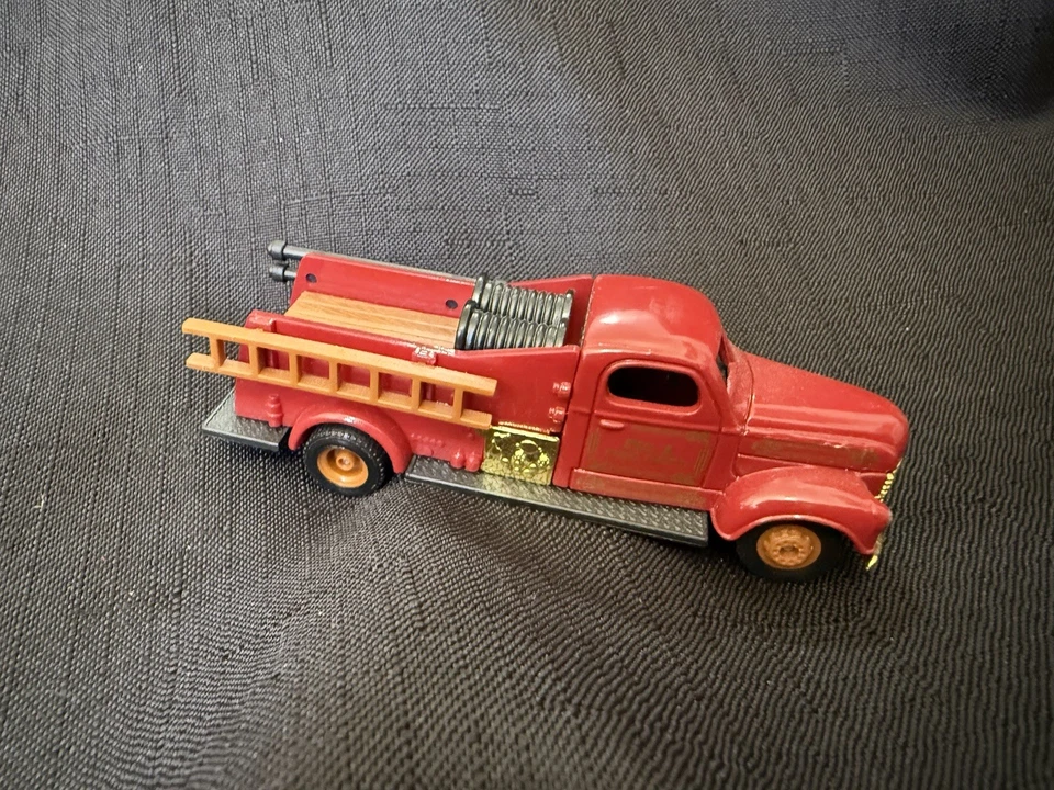 Task Master 1948 Fire Engine Truck, 1990s By High Speed Reader's Digest - Image 2 of 4