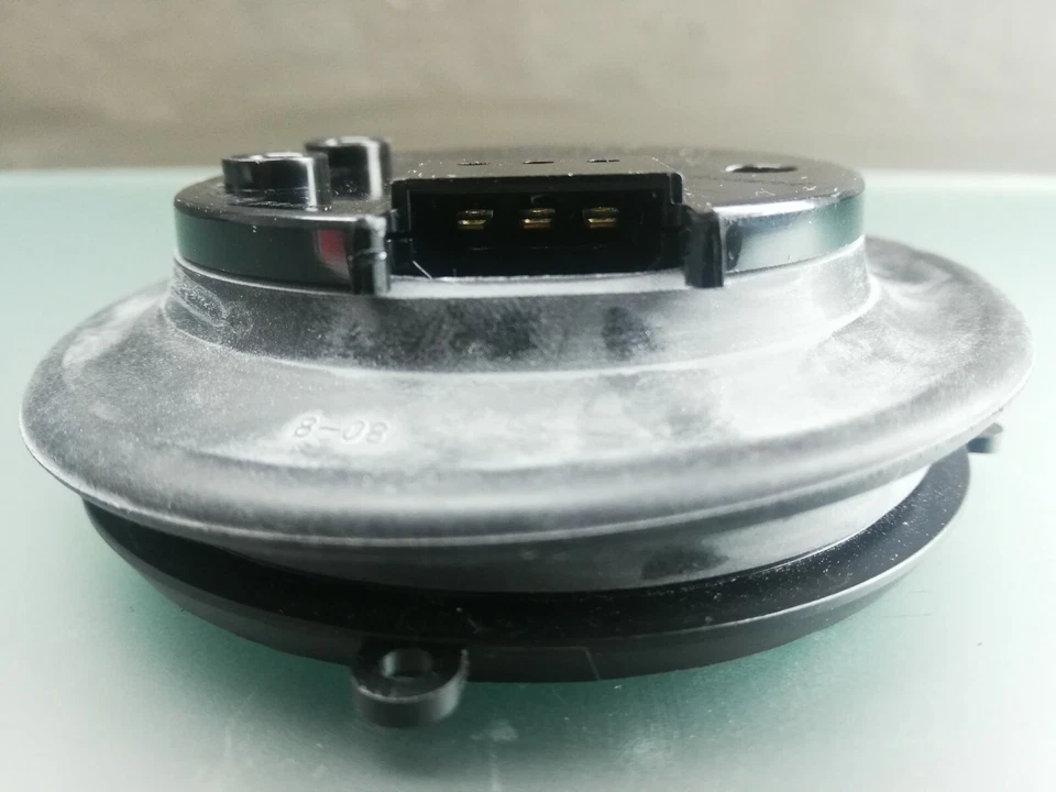 Actuador de ajuste del espejo retrovisor exterior Renault Safrane Drive 3Pin Adjustment Motor Foto 4 de 4