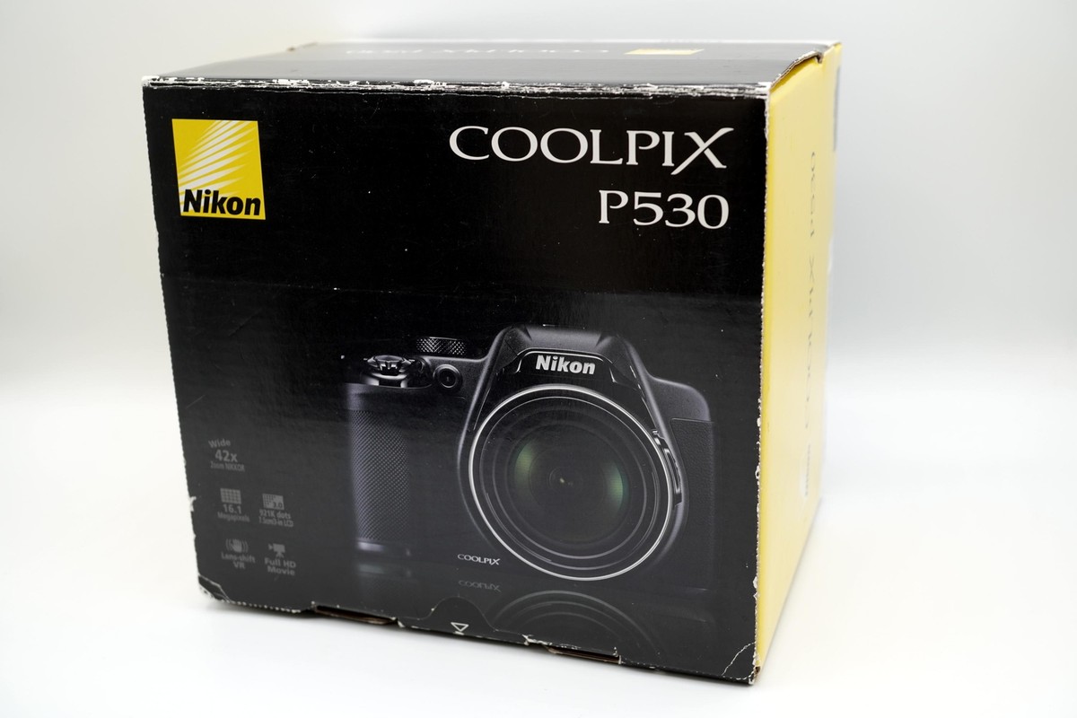 Mint] Nikon COOLPIX P530 16MP Compact Camera 4.3-180mm f/3-5.9