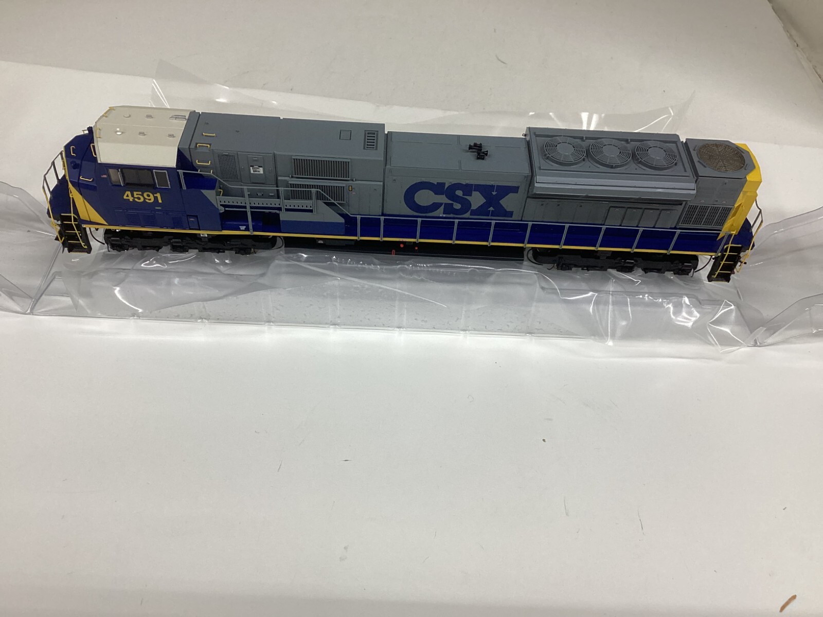 Athearn Genesis #G28187 HO scale “CSX” SD80MAC with DCC & SOUND Rd ...