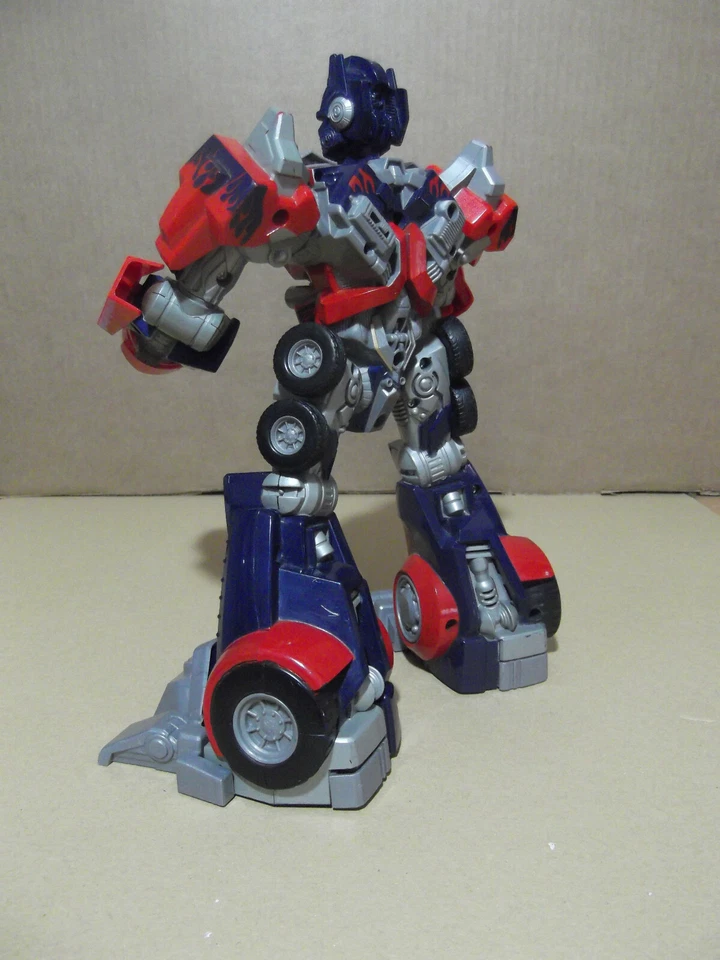 Robot Vintage Hasbro 2006  transformer juguete con faltas 30 cm. - Imagen 2 de 4