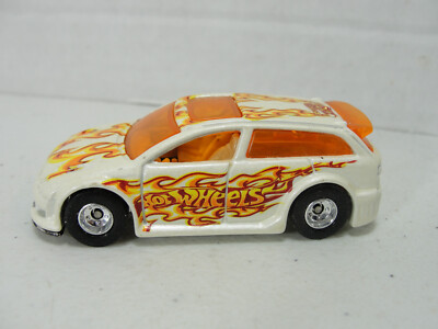 2002 Hot Wheels Treasure Hunt White Audacious Loose