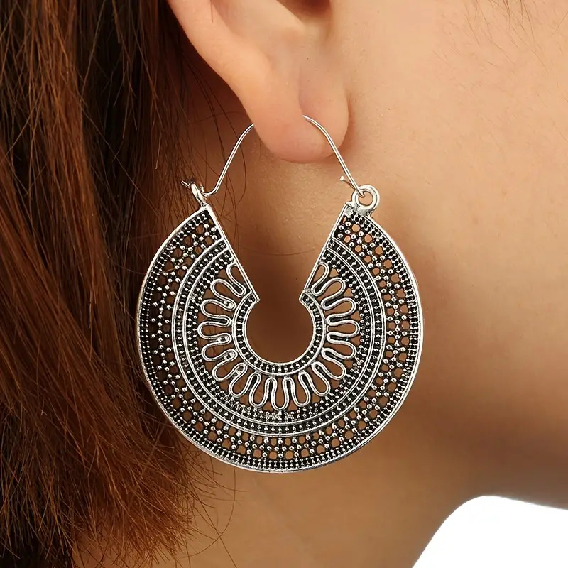 Vintage hollow metal drop dangle earrings exquisite jewelry women silvery trendy