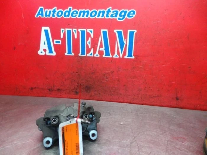 Étrier de frein avant droit VW Passat B7 362 1K0615124E P10606597 - Photo 2/3