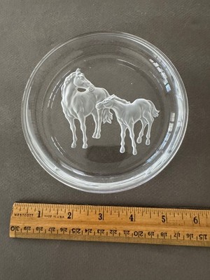 HOYA HOUSE & BEST TWO HORSES INTAGLIO ETCHED CRYSTAL WINE BOTTLE COASTER