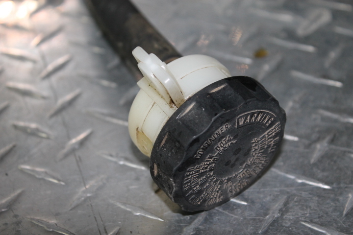 94-96 KAWASAKI ZX 600E REAR BACK BRAKE MASTER CYLINDER W