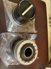 2PCS 4x4-Automatic Front  Locking Hub  For 99-04 Ford Super Duty F 250-350-450