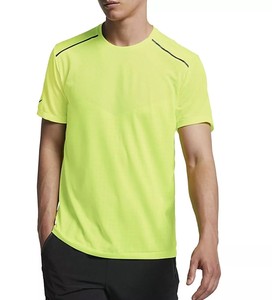 nike tech t shirt mens