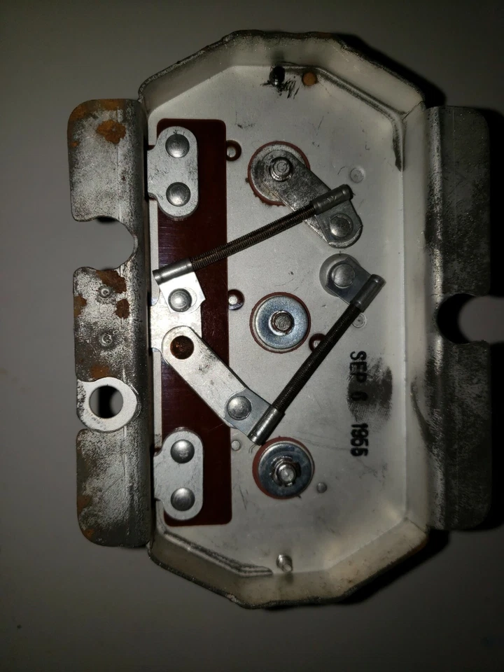 NORS WELLS AL7-13 VOLTAGE REGULATOR 55 PACKARD 12V - Image 4 of 4