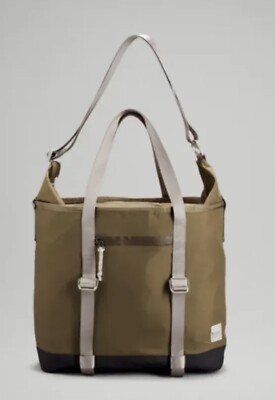 lululemon patch logo tote bag NWT Lululemon Patch Logo Tote Bag 25L Unisex