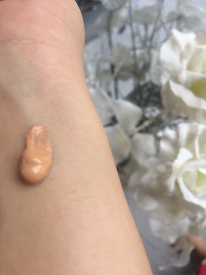 UNE NATURAL BOURJOIS FOND DE TEINT BIO DEMI MAT M11 BEIGE doré VAL 23€  - Photo 2/4