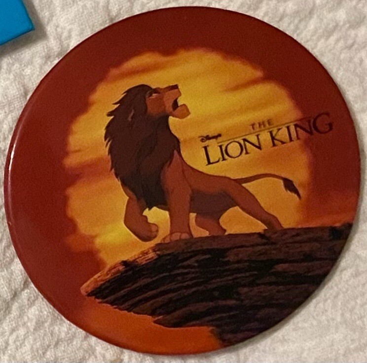 Disney's The Lion King "The King Has Returned!" Pride Rock Simba Button Pin