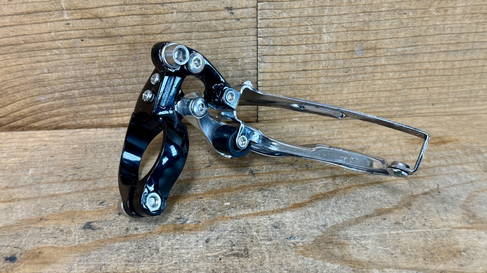 Shimano 105 Front Derailleur FD-5504 31.8 Clamp 9-Speed Triple