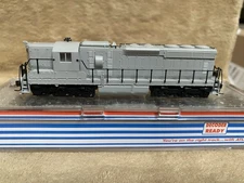 ATLAS N SCALE 54402 UNDECORATED SOUTHERN RAILWAY VERSION SD24 LOCOMOTIVE DCC RDY