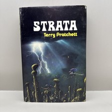 Strata By Terry Pratchett 1981 Book Club Edition BCE HC DJ Sci-Fi